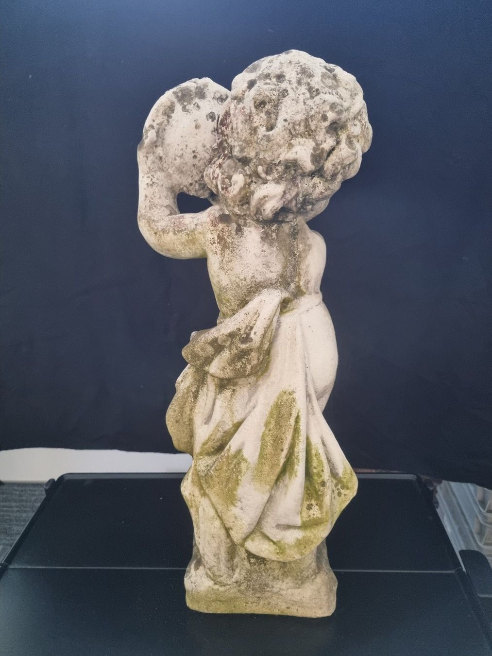 Statuette: Gartenfigur "Putte" aus Steinguss, Höhe 60 cm – Usato da Lenzburg venduto da freedomky 3