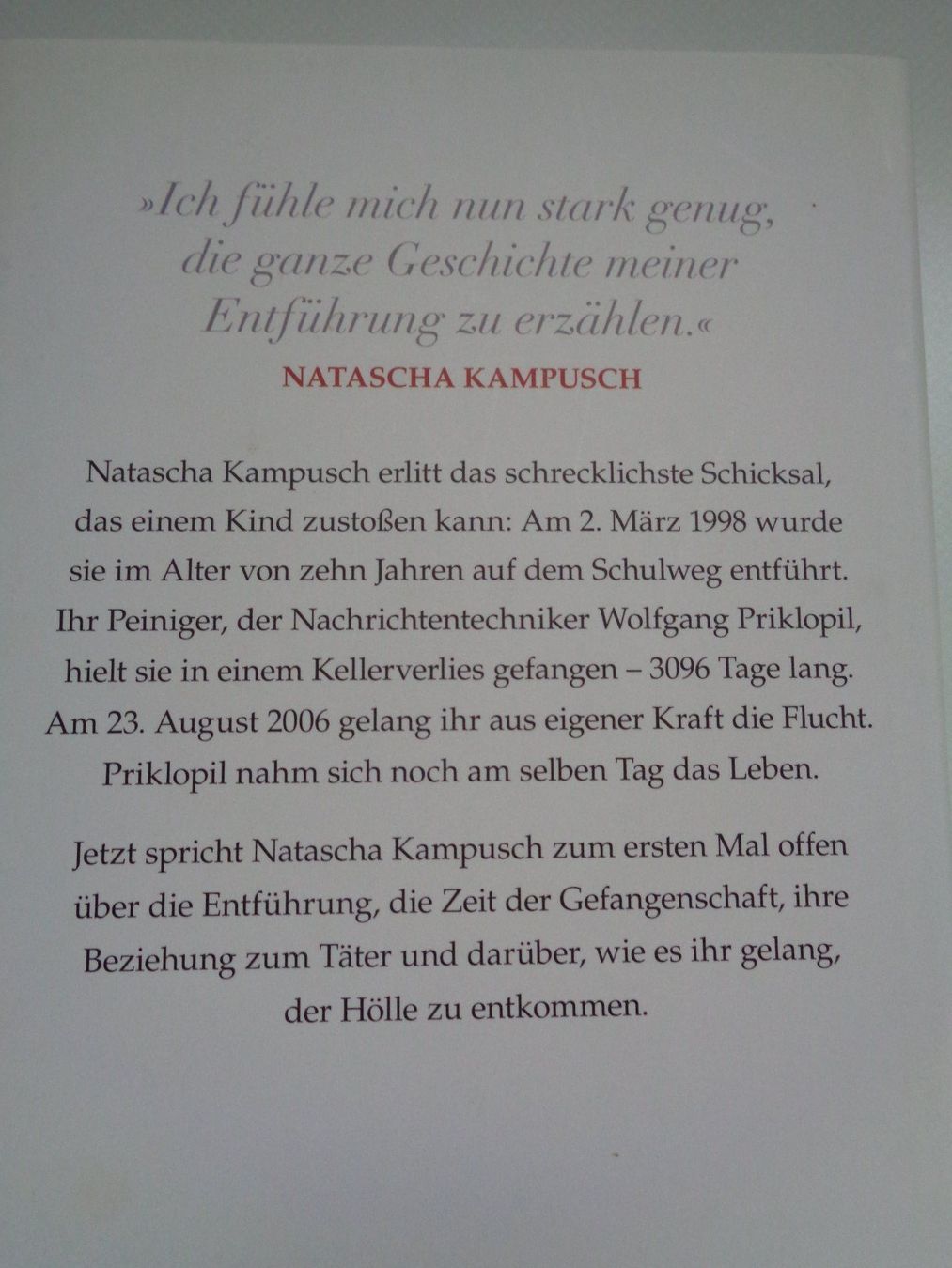 Bücher: 3096 Tage. Natascha Kampusch – Gebraucht aus Wiesendangen von Gullfoss 1