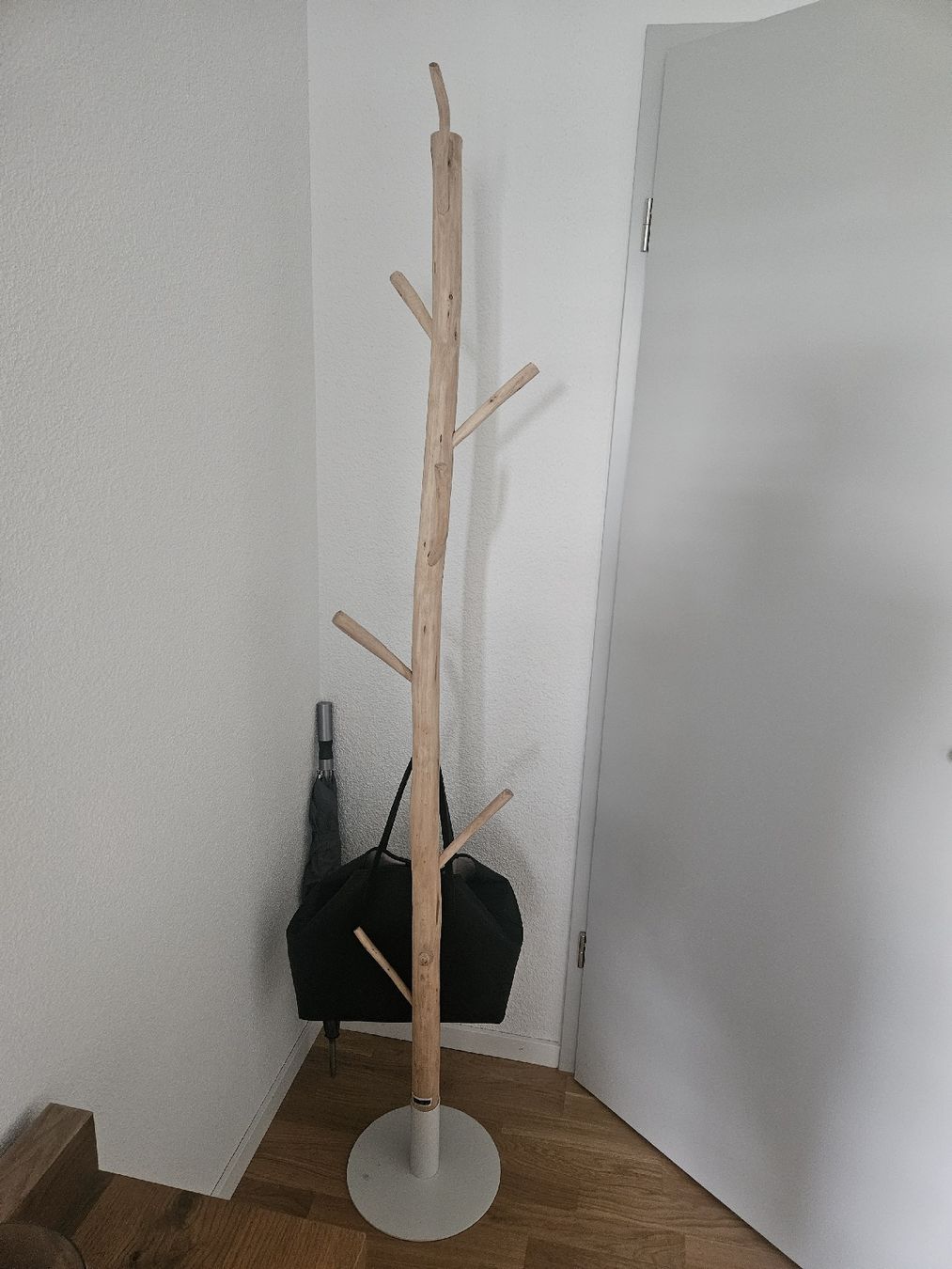Maisons du monde Autres décorations & accessoires: Kleiderständer in Baumstammoptik – Neuf avec emballage d'origine à Bern par noe_xj2g 1