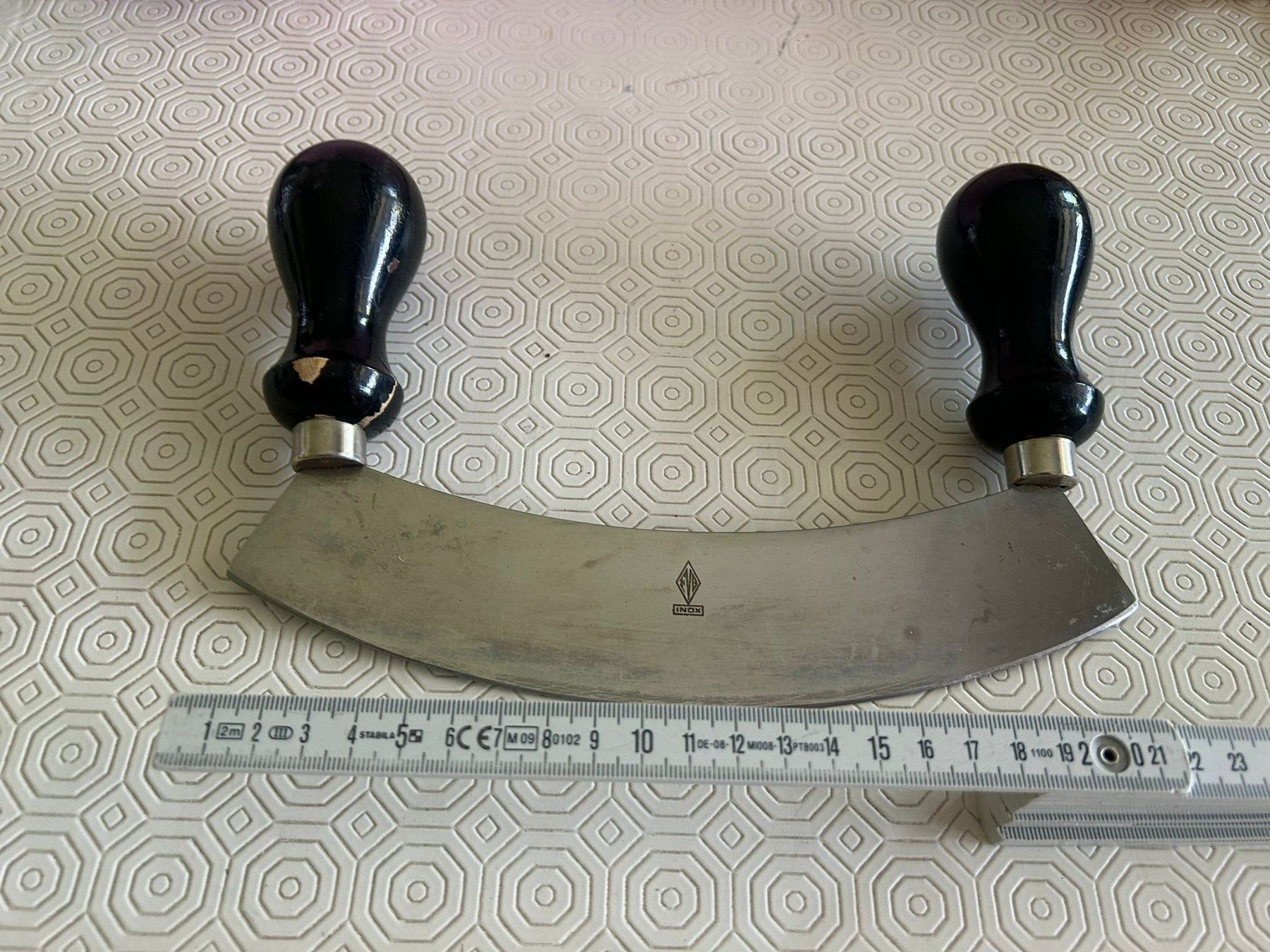 Coltelli da cucina: Mezzaluna con manici in plastica – Usato da Melano venduto da H-Sara 1