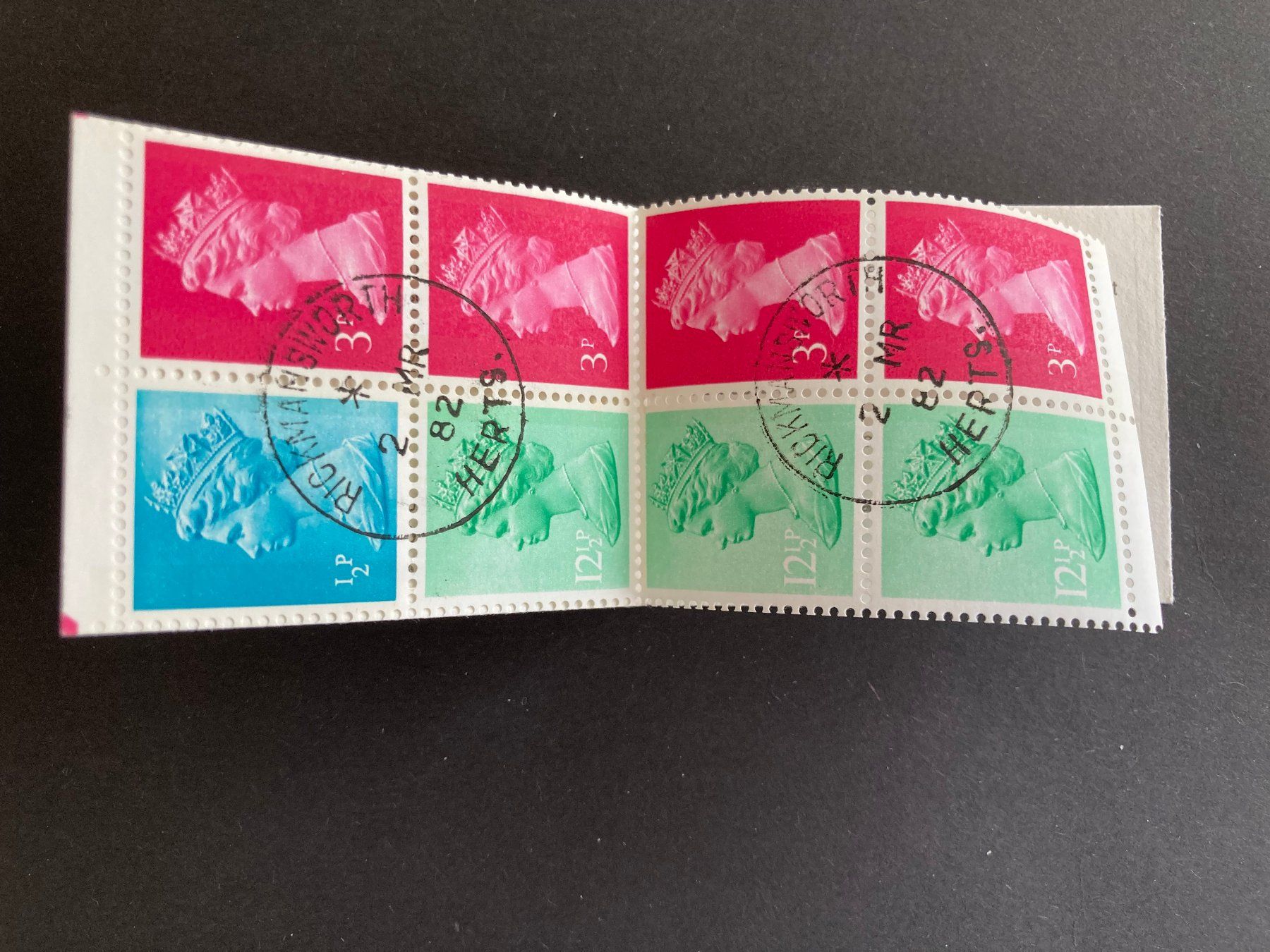 Tutti i francobolli: Markenheftchen Grossbritannien 1982 50p gestempelt – Nuovo e nell'imballaggio originale da Niederurnen venduto da Alpineyeti 1