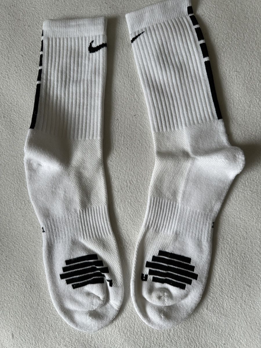 Nike Chaussettes: Nike und NBA Socken G 42-44 – Neuf avec emballage d'origine à Maienfeld par tobeyl2020 1