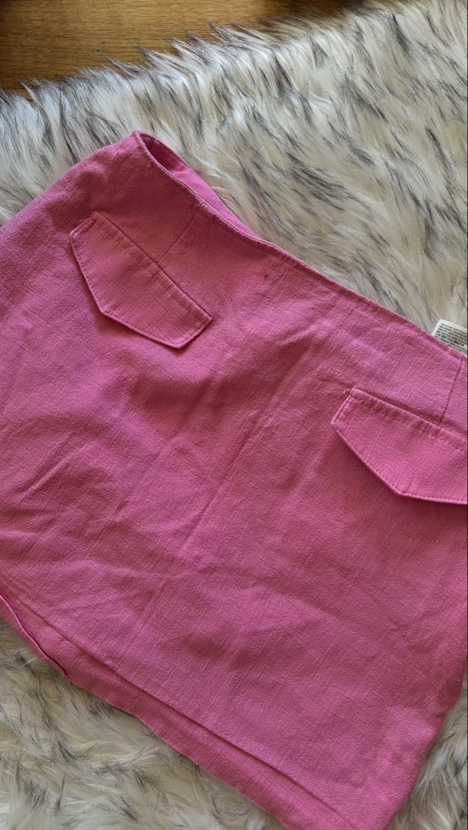 H&M Gonne: Pink Mini Skirt from H&M Divided - Summer Essential! – Usato da Wallisellen venduto da res_7kd9 3