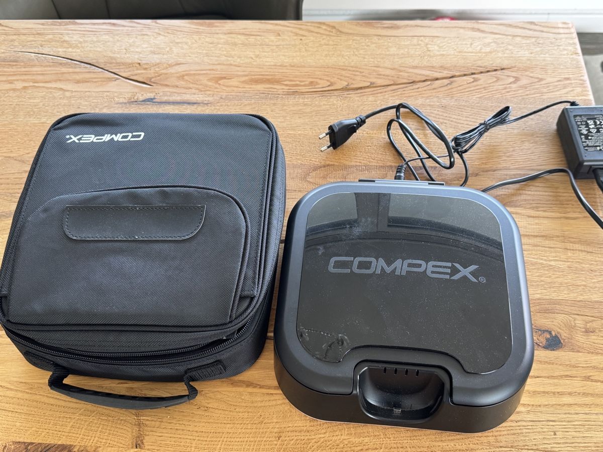 Compex Appareils de massage: Compex SP-8  – D'occasion à Steffisburg par pwi_l5k5