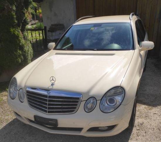 Mercedes Benz E 220 CDI