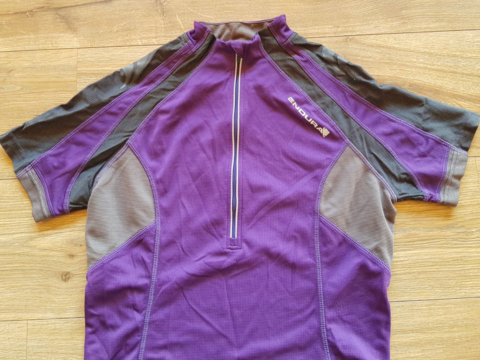 Endura Canottiere & Pantaloni: ENDURA - Maillot de Vélo, Taille M – Usato da Haute-Nendaz venduto da DetoutDerien 3