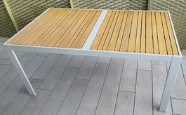IKEA Holz Gartentisch