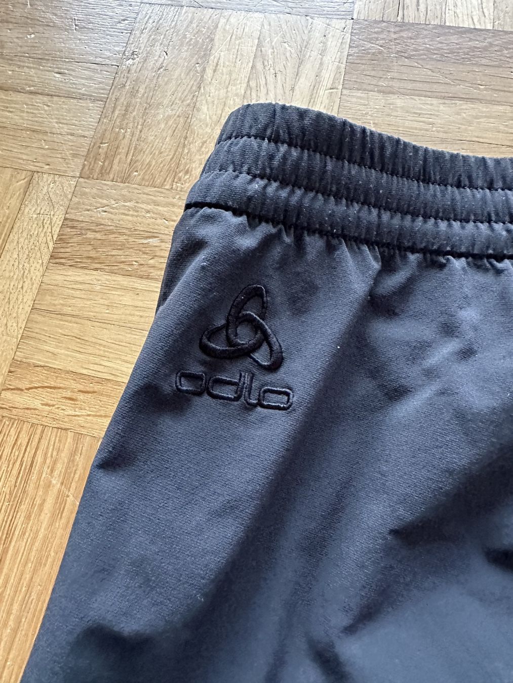 Pantaloni: Odlo Trainerhosen Gr. L - Schwarz – Usato da Luzern venduto da nnamfuak 3
