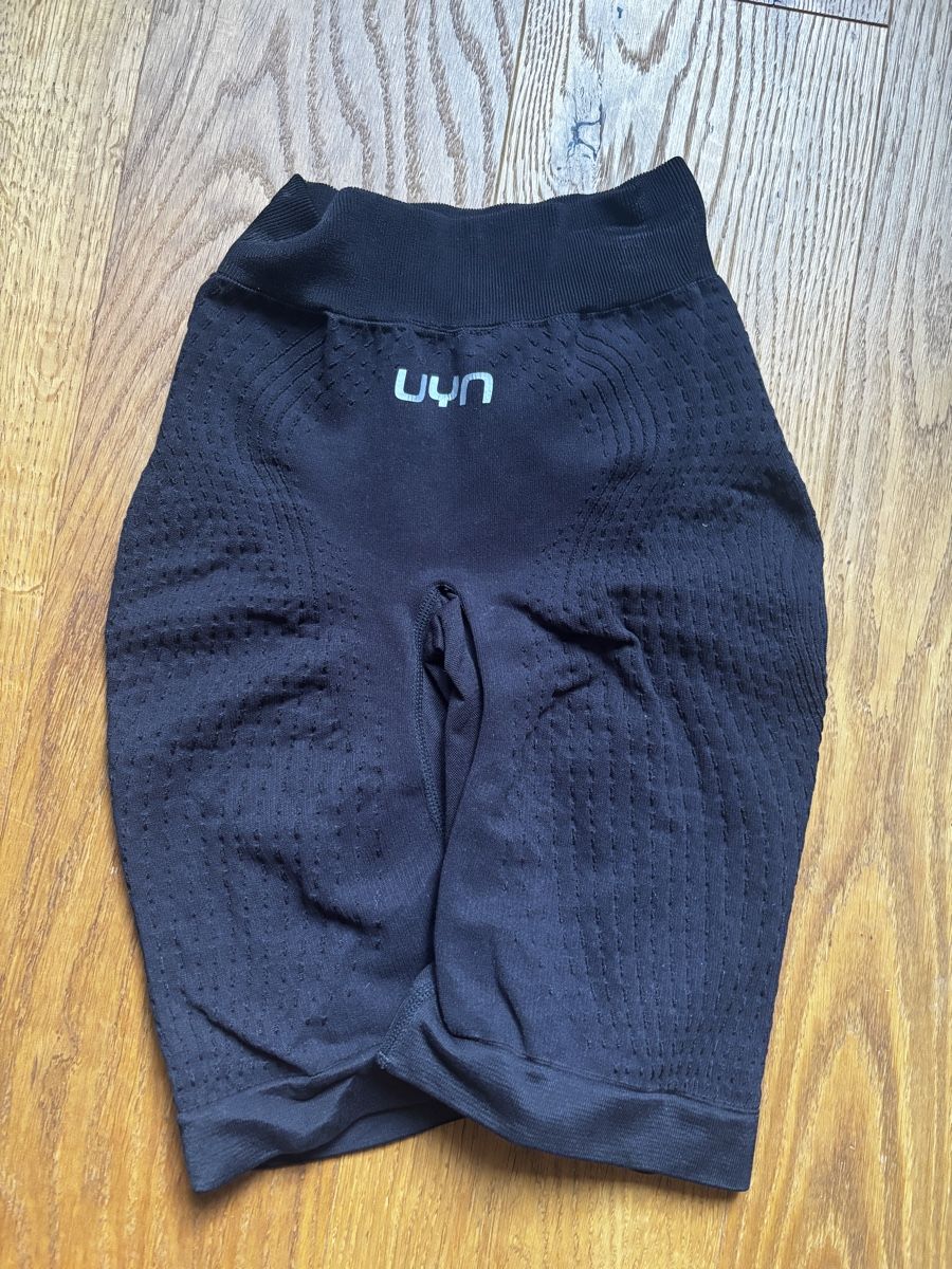 Leggings: UYN Running Tight Gr. M – Nuovo (secondo la descrizione) da Steffisburg venduto da nikita009