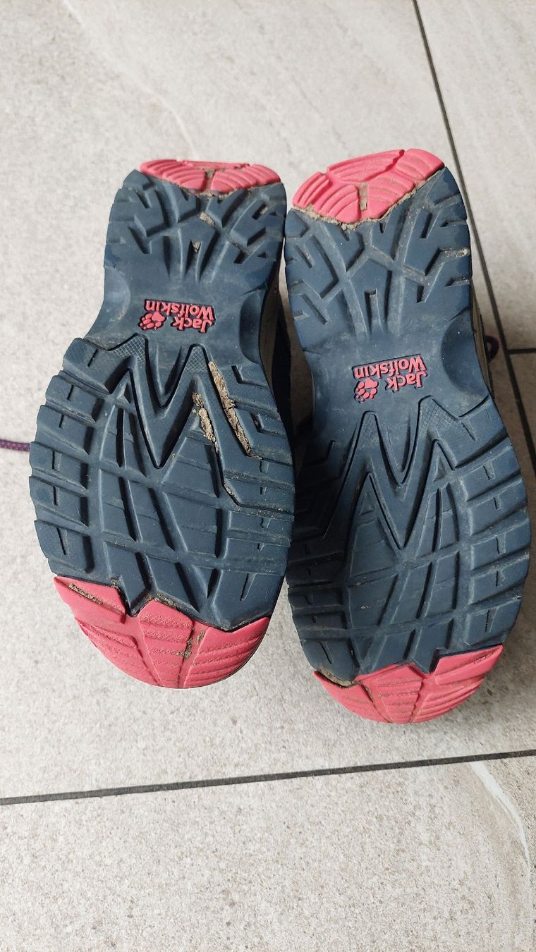 Jack Wolfskin Scarpe per ragazzi: Jack Wolfskin Trekking-/Wanderschuhe Gr. 35 – Usato da Frauenfeld venduto da Dragonheart 3