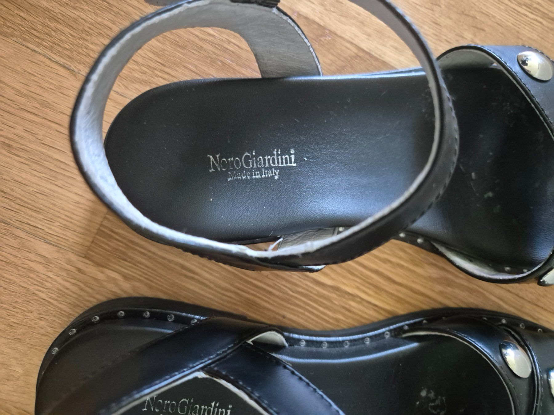 Scarpe da donna: Sandale Nero Giardini Gr. 37 – Usato da Willisau venduto da dor_xp9g 5