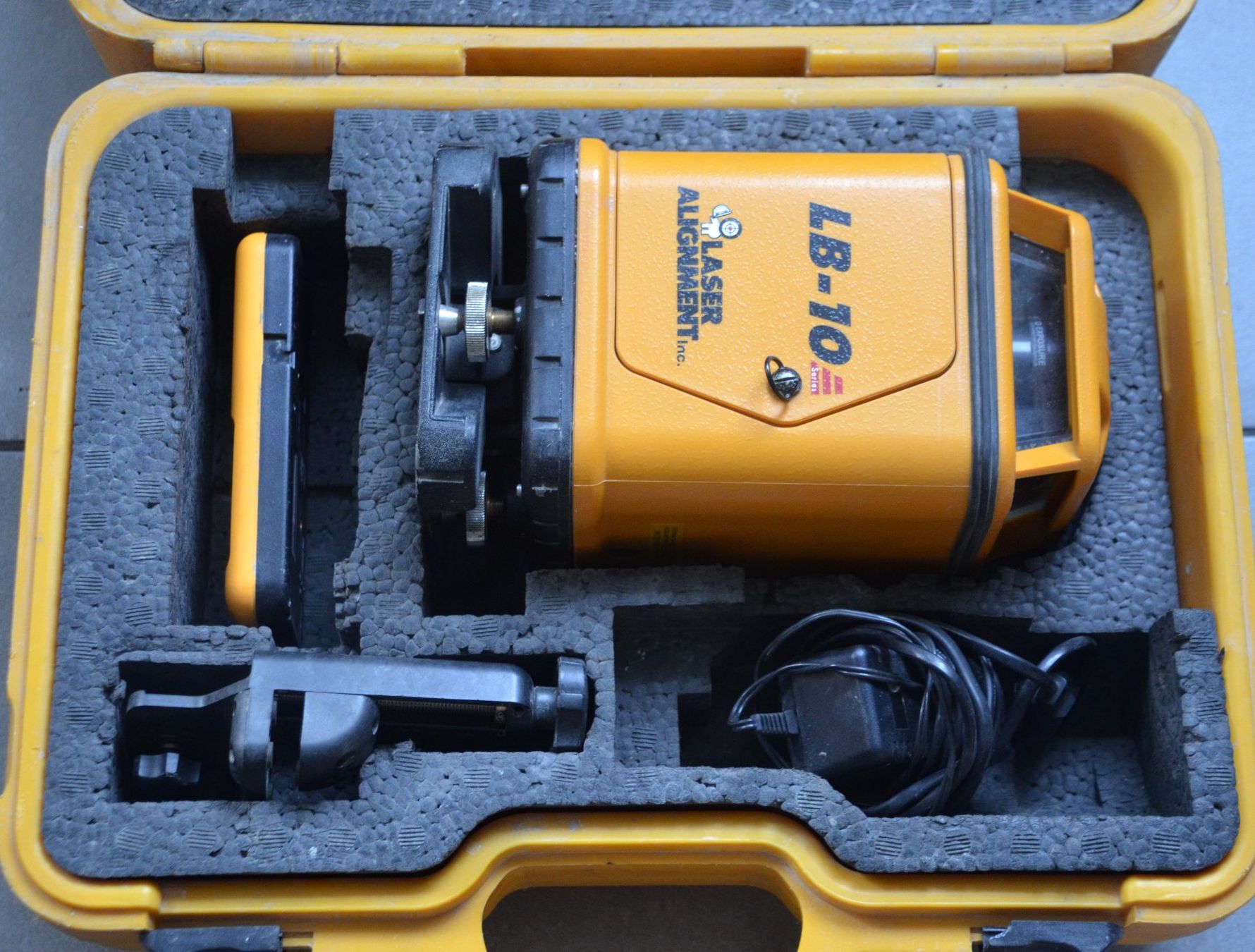 Align Misurare: Laser Alignment LB-10 Lasernivelliergerät / niveau laser – Usato da Collonges venduto da arashee 1