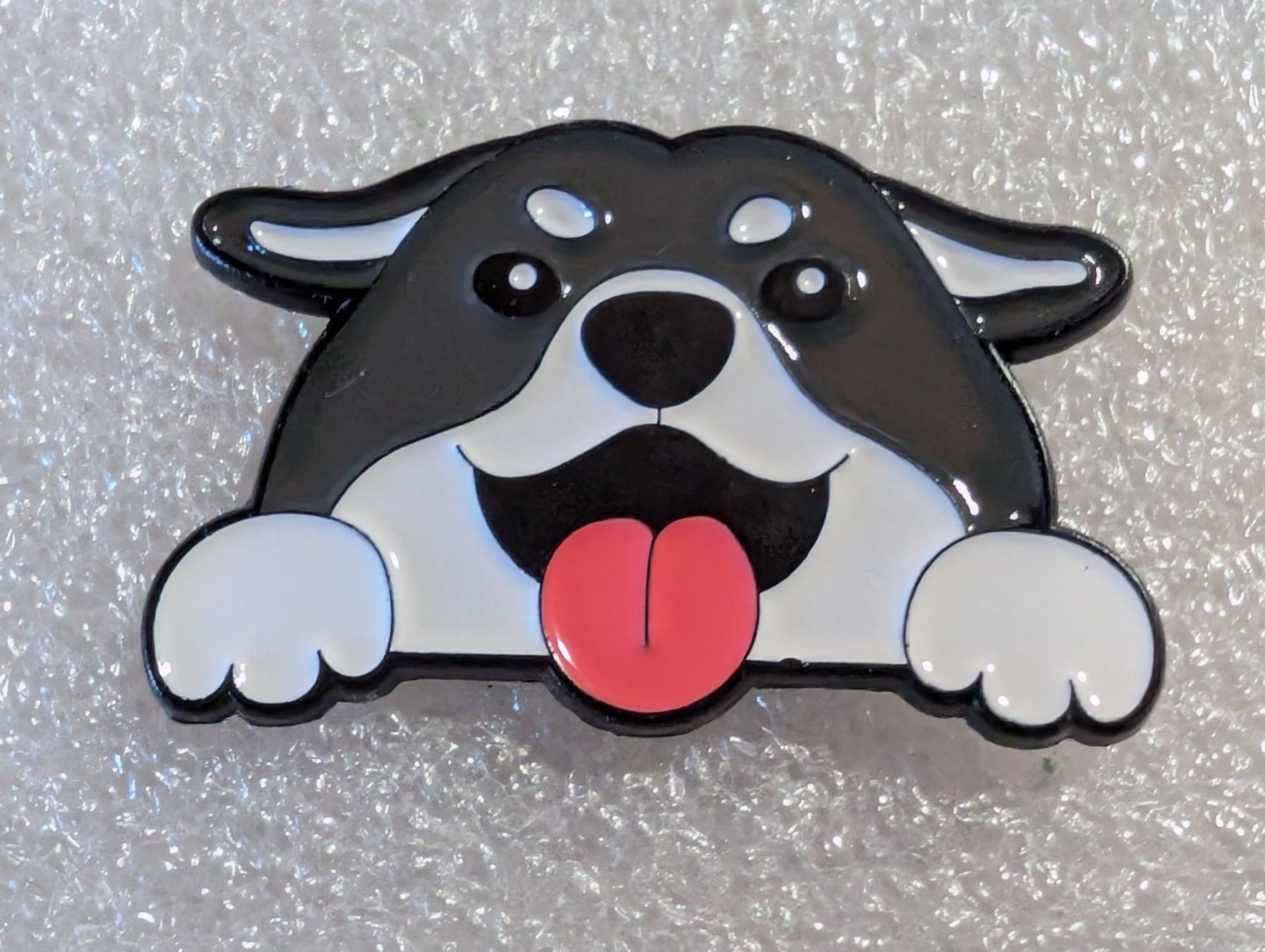 Plaketten & Abzeichen: Ansteckpin 279: Hund – Gebraucht aus Oppligen von Pin-Fall-Shop
