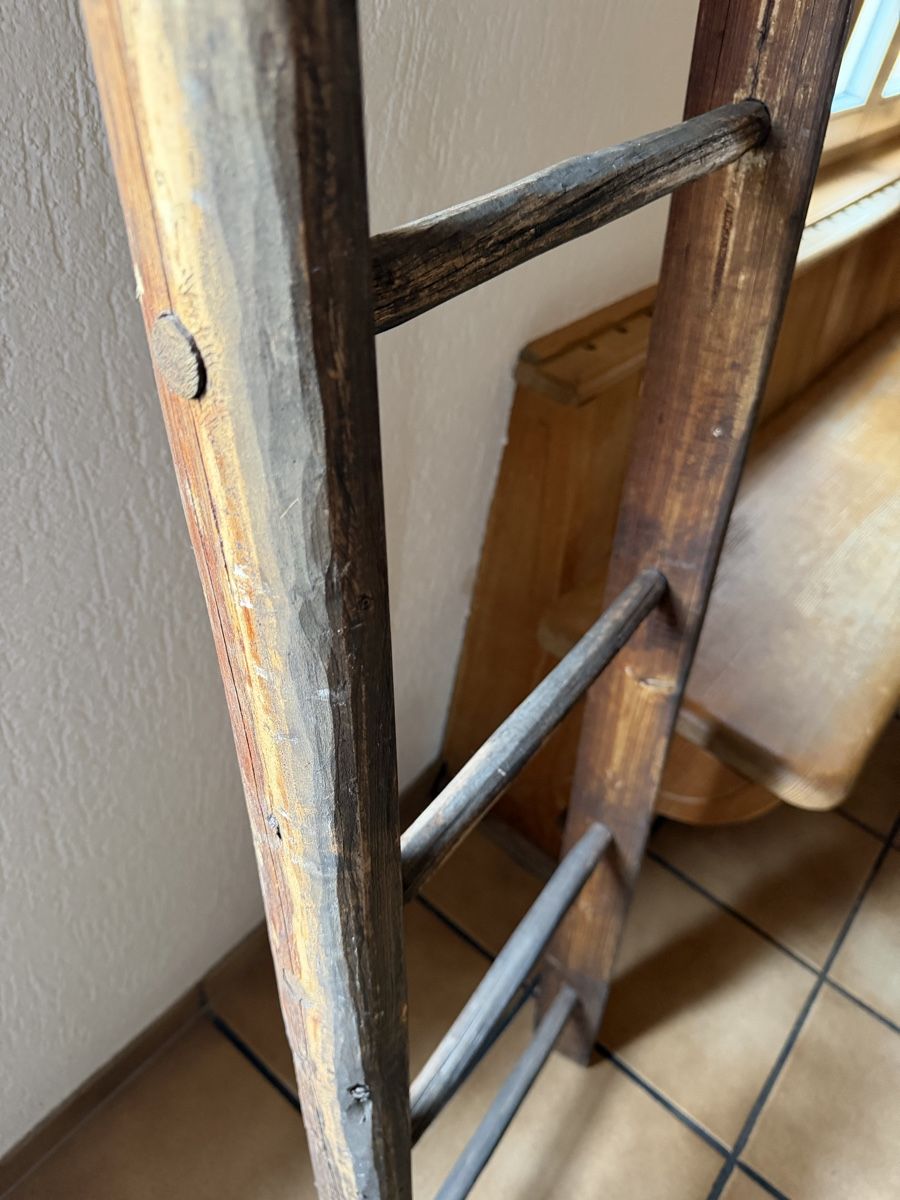 Echelles: antike Holzleiter – D'occasion à Zollbrück par Shark3 1
