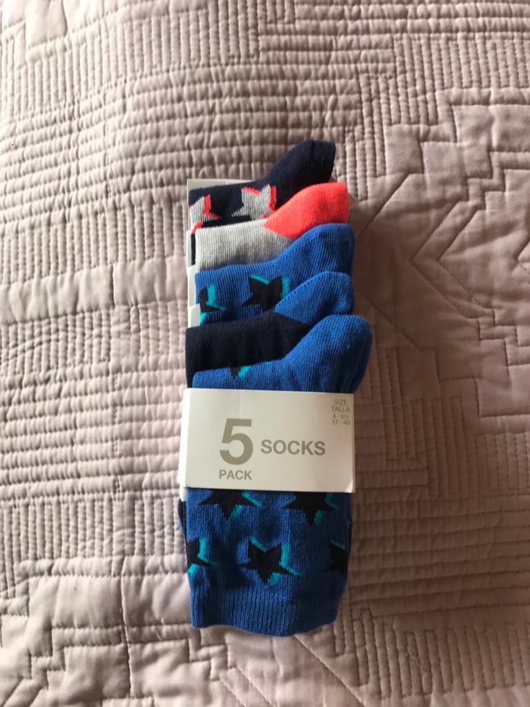Socken: Dreizehn Paar Neue Damen Socken- – Neu und originalverpackt aus Wettingen von epe_9vbf 6