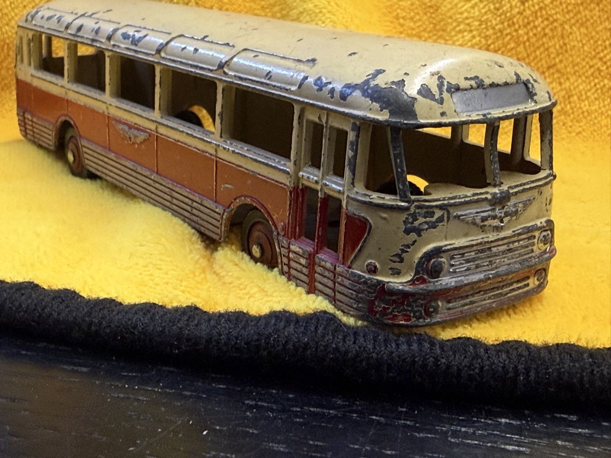 Dinky Toys Modellini d'auto: Chausson Autocar 29F Dinky-Toys – Usato da Herisau venduto da Fissore 1