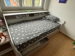 Jugendbett mit Regal und Schublade weiss guter Zustand