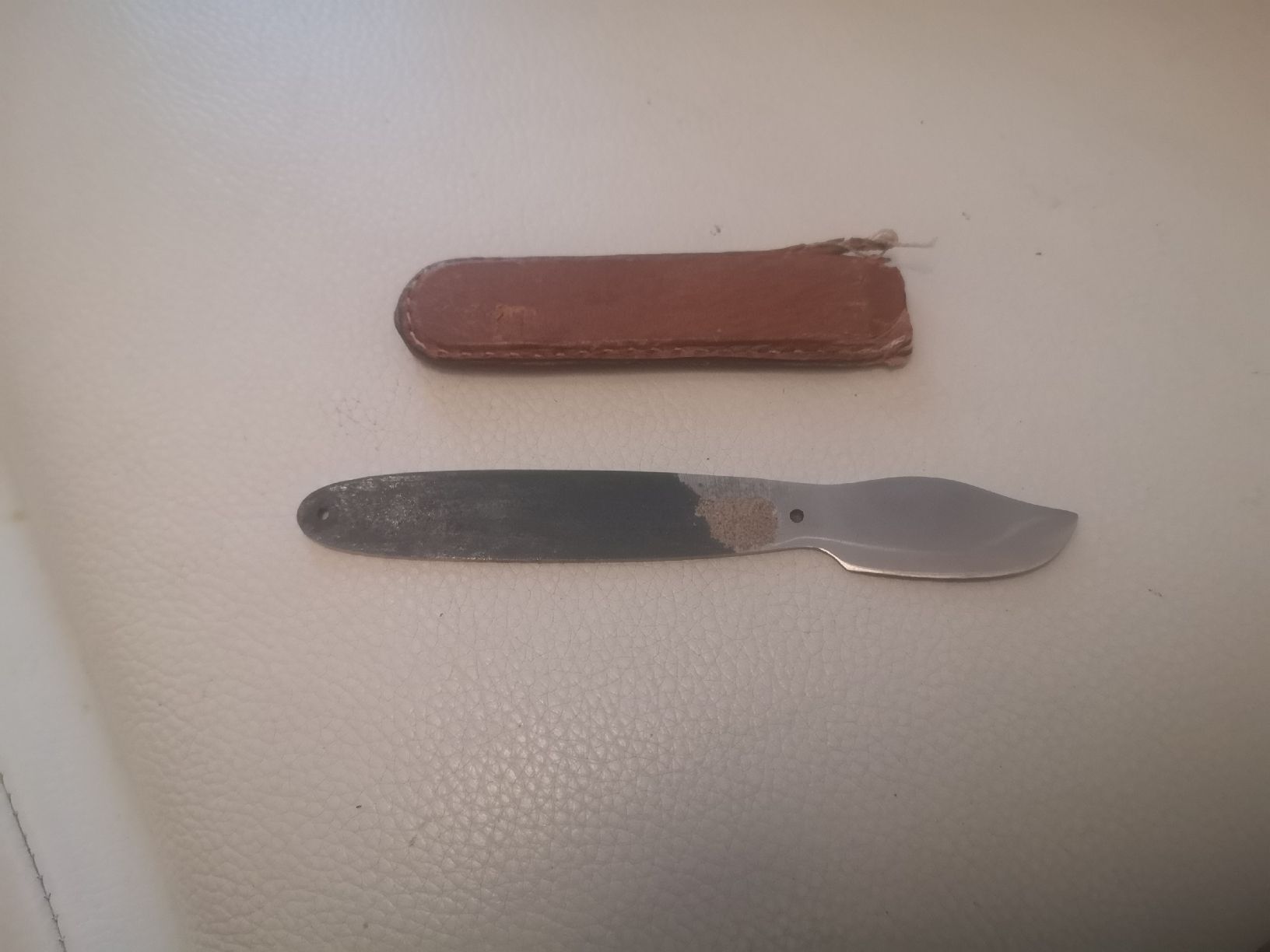 Victorinox Coltelli tascabile: Wengerinox Einhandmesser mit Lederscheide, Top Zustand – Usato da Belp venduto da mar_76s8 2