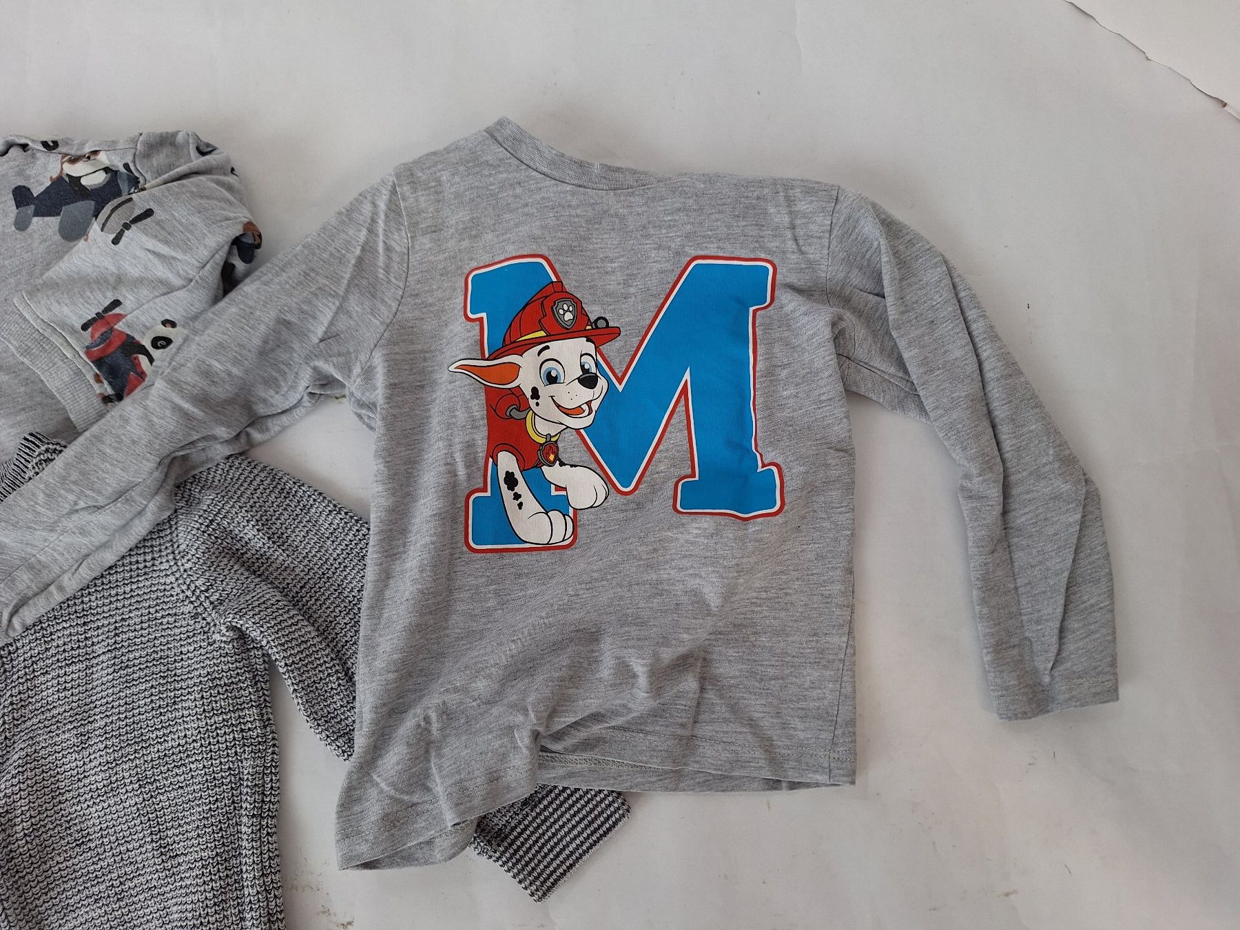 Lotti & Set di vestiti: Kleidrepaket 86/92 Pullover Sweetshirt Jäckli – Usato da Chur venduto da copino 6
