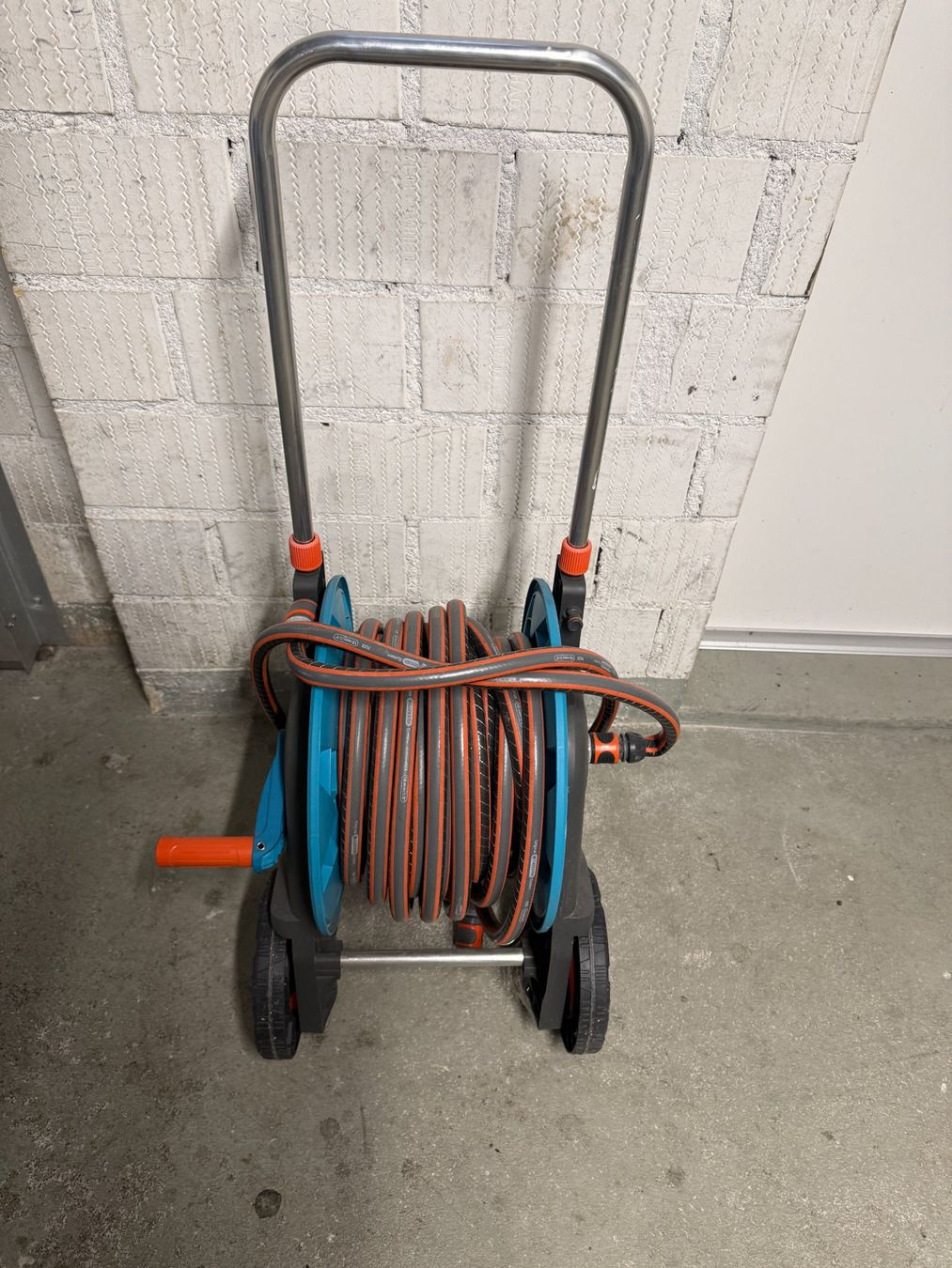 Gardena Tubi & Tubi flessibili: Gardena Schlauchwagen – Usato da Zollikofen venduto da fre_nq97