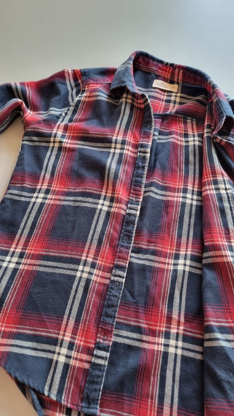 Camicette: Hemd Hollister Gr XS – Usato da Tägertschi venduto da Fank111 2