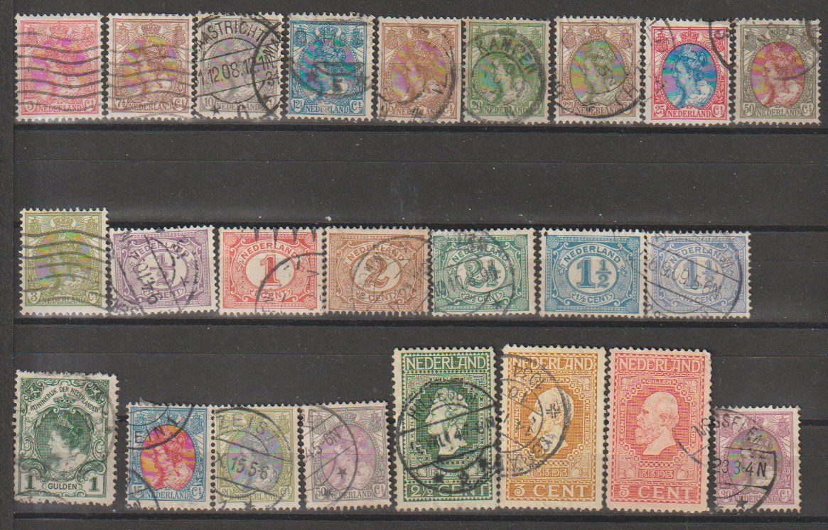 Tutti i francobolli: Pays-Bas 1920-1940 48 timbres collection – Usato da Crans-Montana venduto da kira56 1