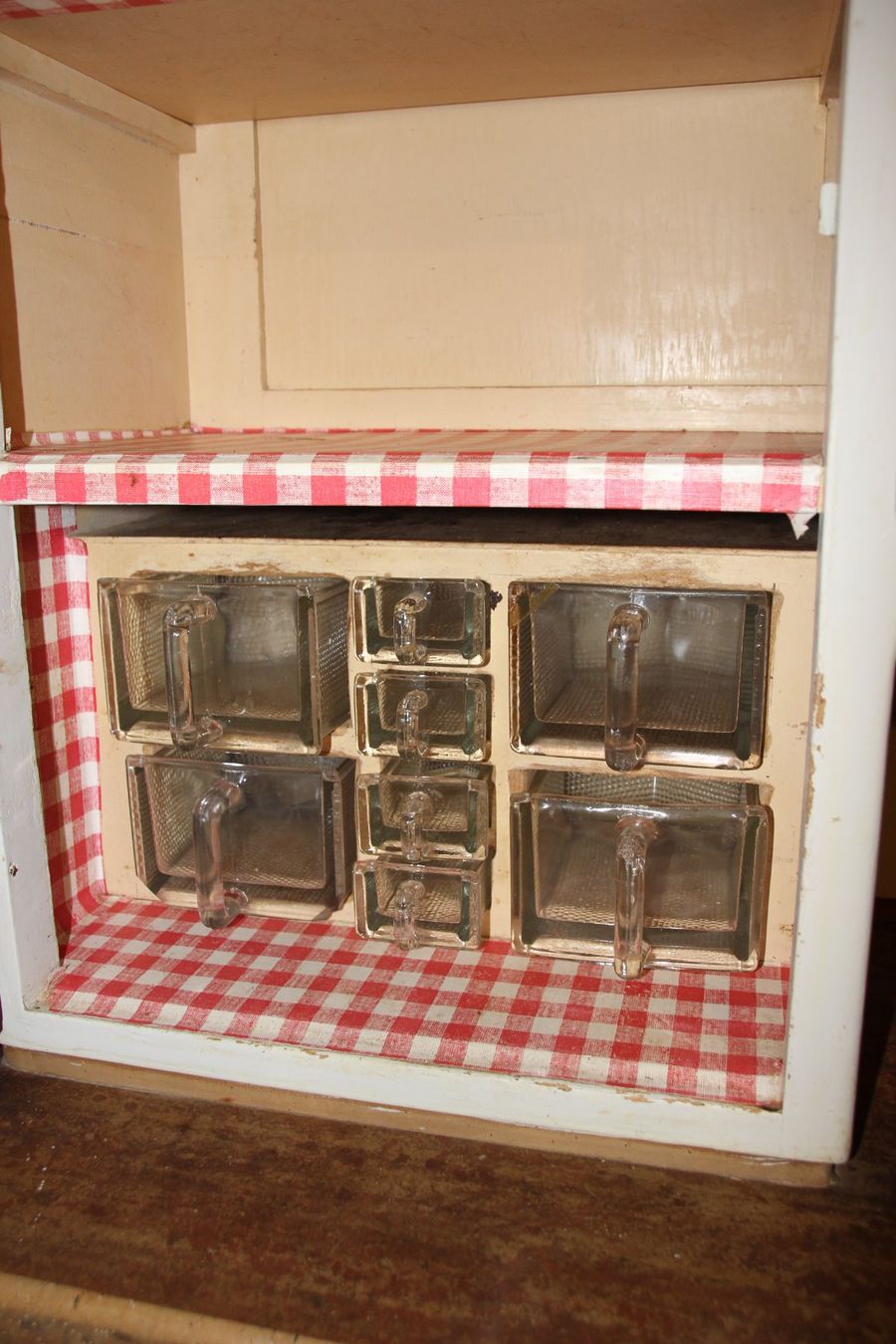 Credenze: Küchenbuffet antik weiss zur Renovation – Usato da kleindöttingen venduto da kurtli00 4