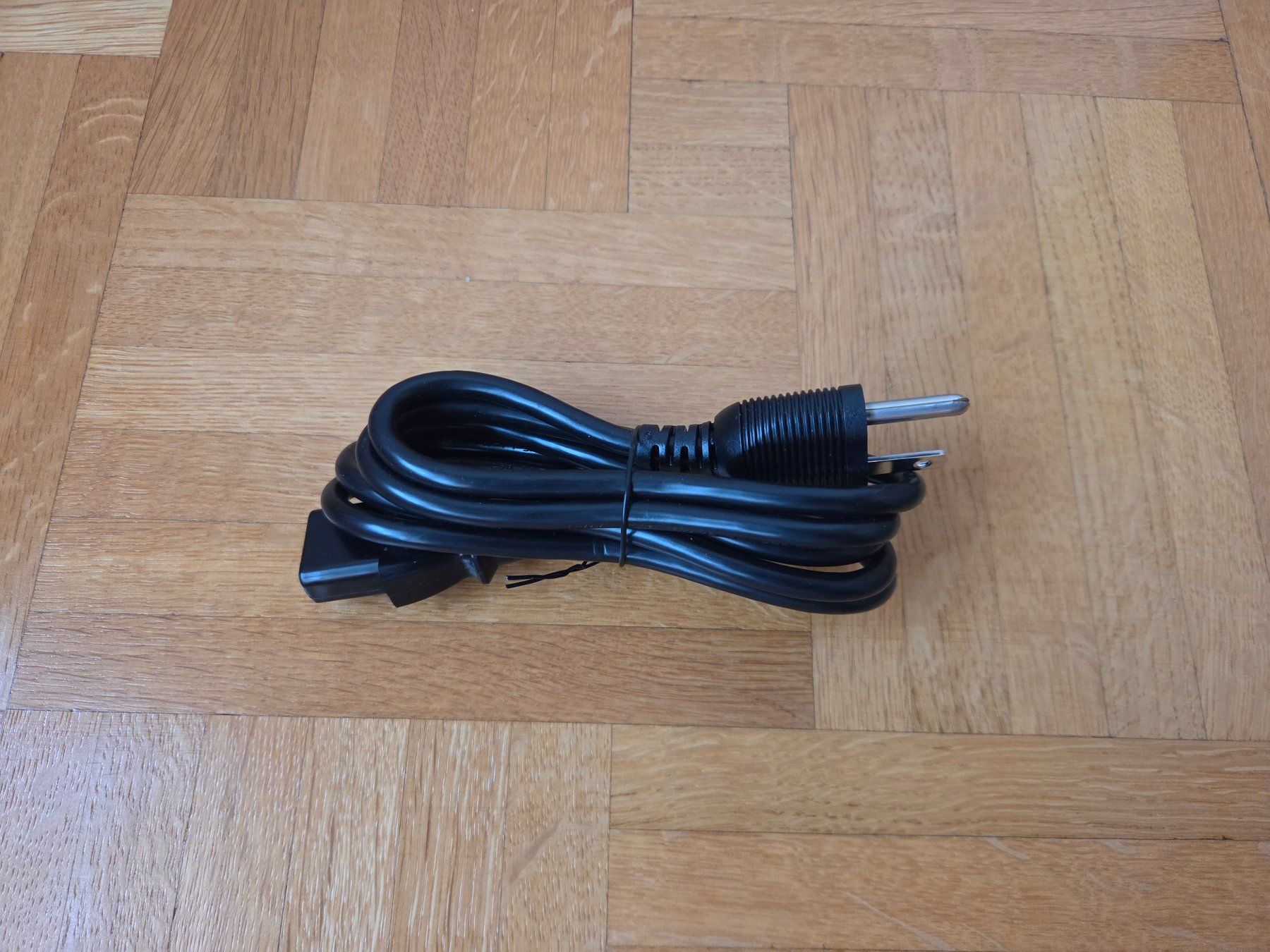 Cavi: Power cord desktop - US - 150 cm – Usato da Onex venduto da Fifane