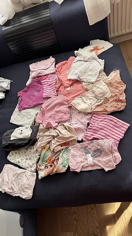 Lotti & Set di vestiti: Kinderkleider Lot Grösse 80-92 – Usato da Walzenhausen venduto da -Ballu- 3