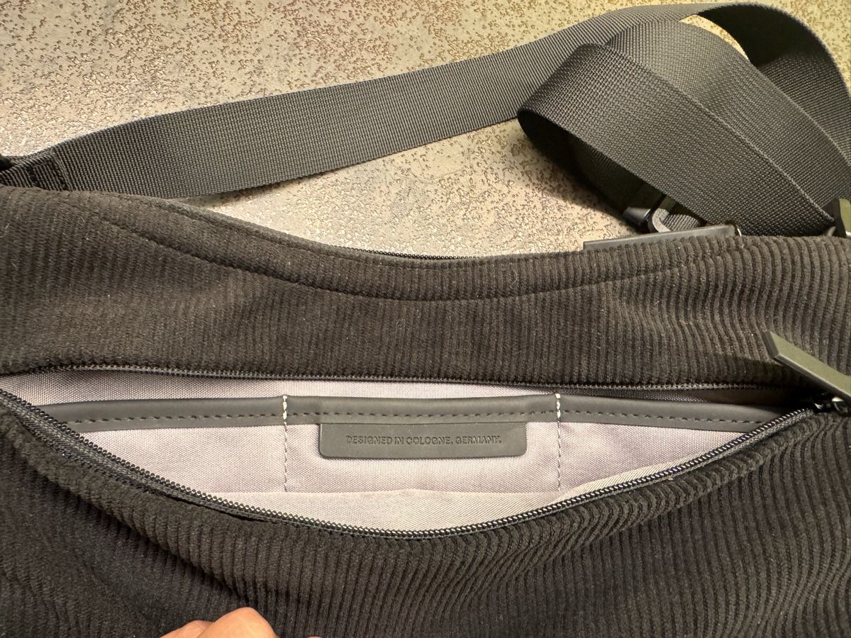 Kapten & Son Taschen: Kaptan&Son Skara Small Tasche – Gebraucht aus Horriwil von ramona.kaeser 4