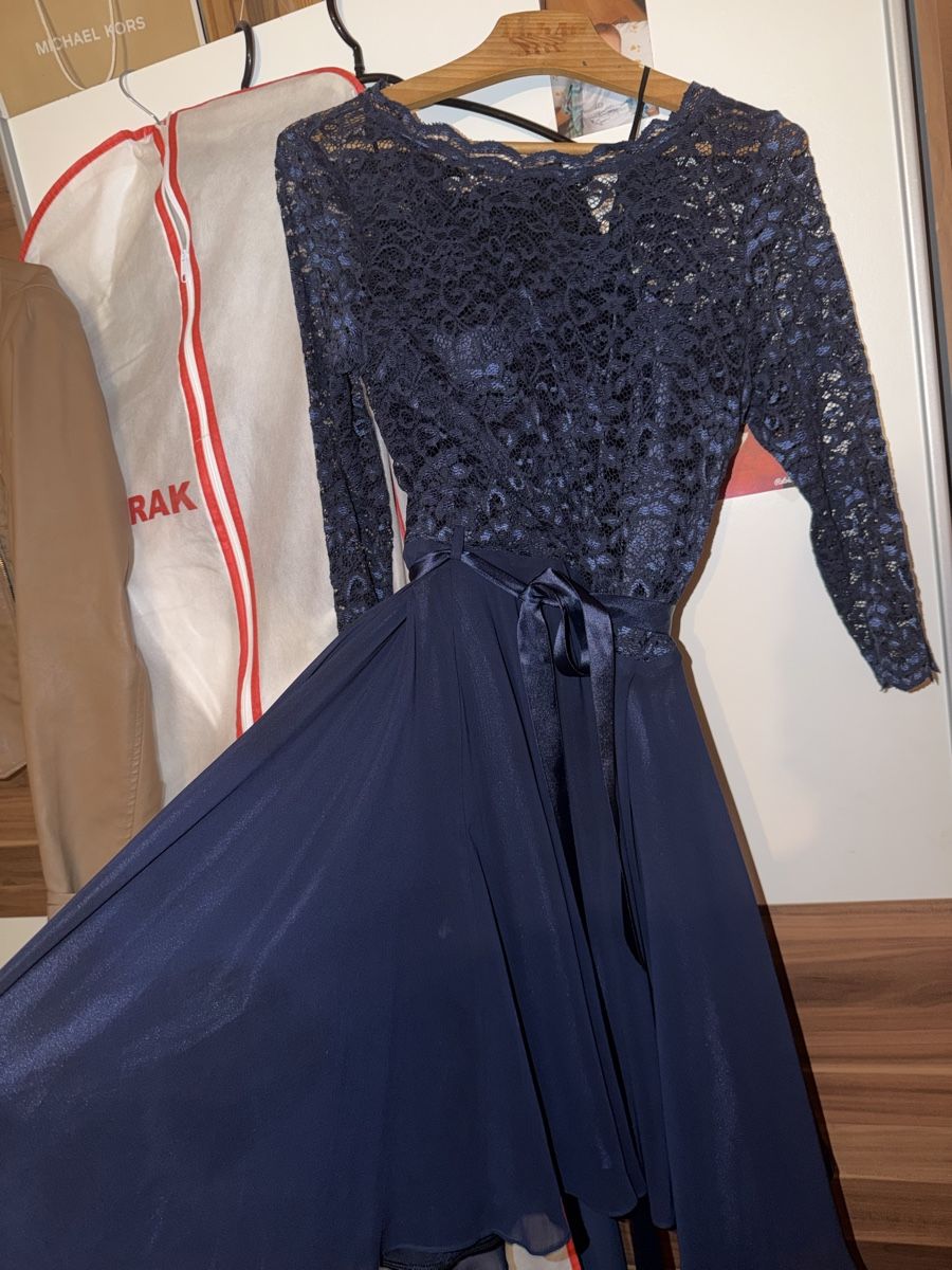 Kleider: Swing Kleid – Gebraucht aus Ennenda von Gizzy_99 1