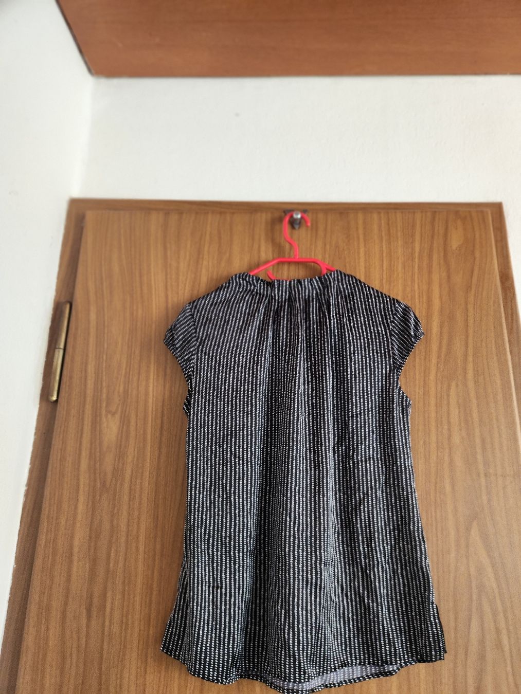 Comma Blusen: Blouse Comma noir blanc Taille 38 bon état – Gebraucht aus Niedergösgen von Eva2410 1