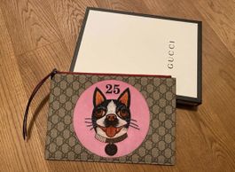 Gucci Beige/ Red GG Supreme Canvas Bosco Patch Pouch Neu!