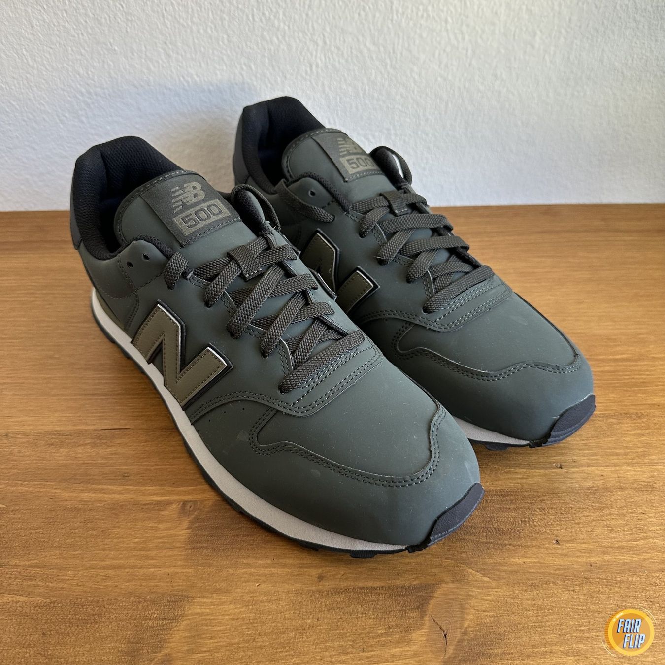 New Balance Scarpe da uomo: New Balance 500 Herren Gr. 45.5 – Usato da Luzern venduto da fairflip