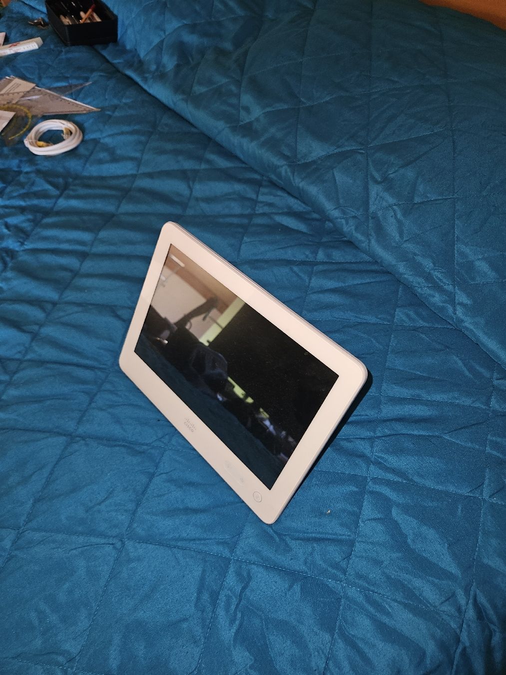 Monitor: Schermo Cisco per videoconferenze  – Usato da Gnosca venduto da amo_9btr 1