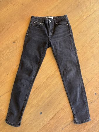Zara Skinny Jeans in schwarz Gr.36