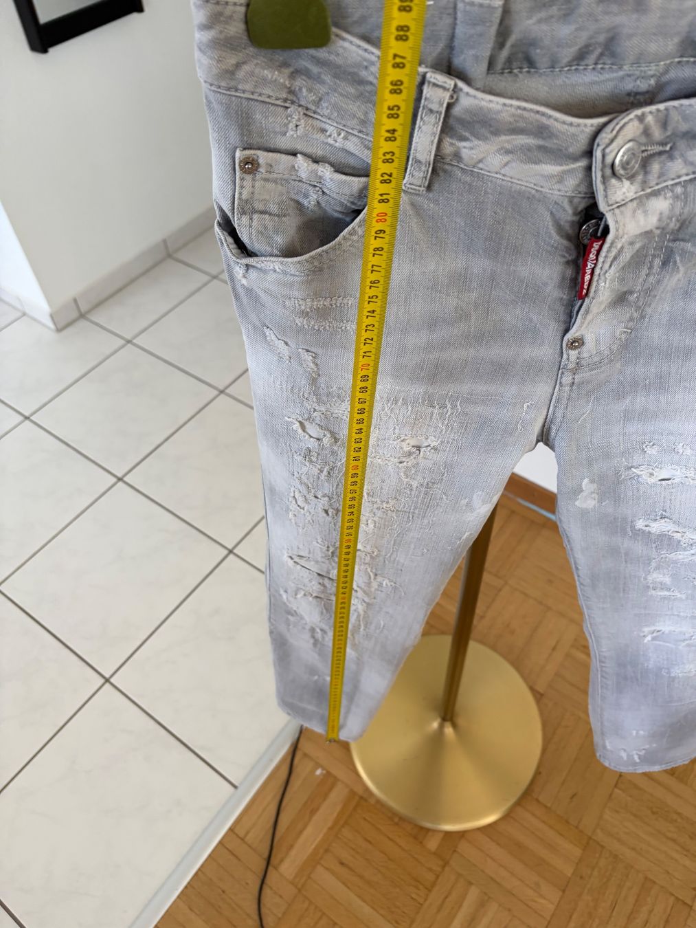 Dsquared2 Jeans: Dsquared2 Grau Jeans 40 (S damen) – Usato da Baar venduto da ViennaG 6