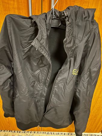 Veste EA7 Emporio Armani noir, taille M,