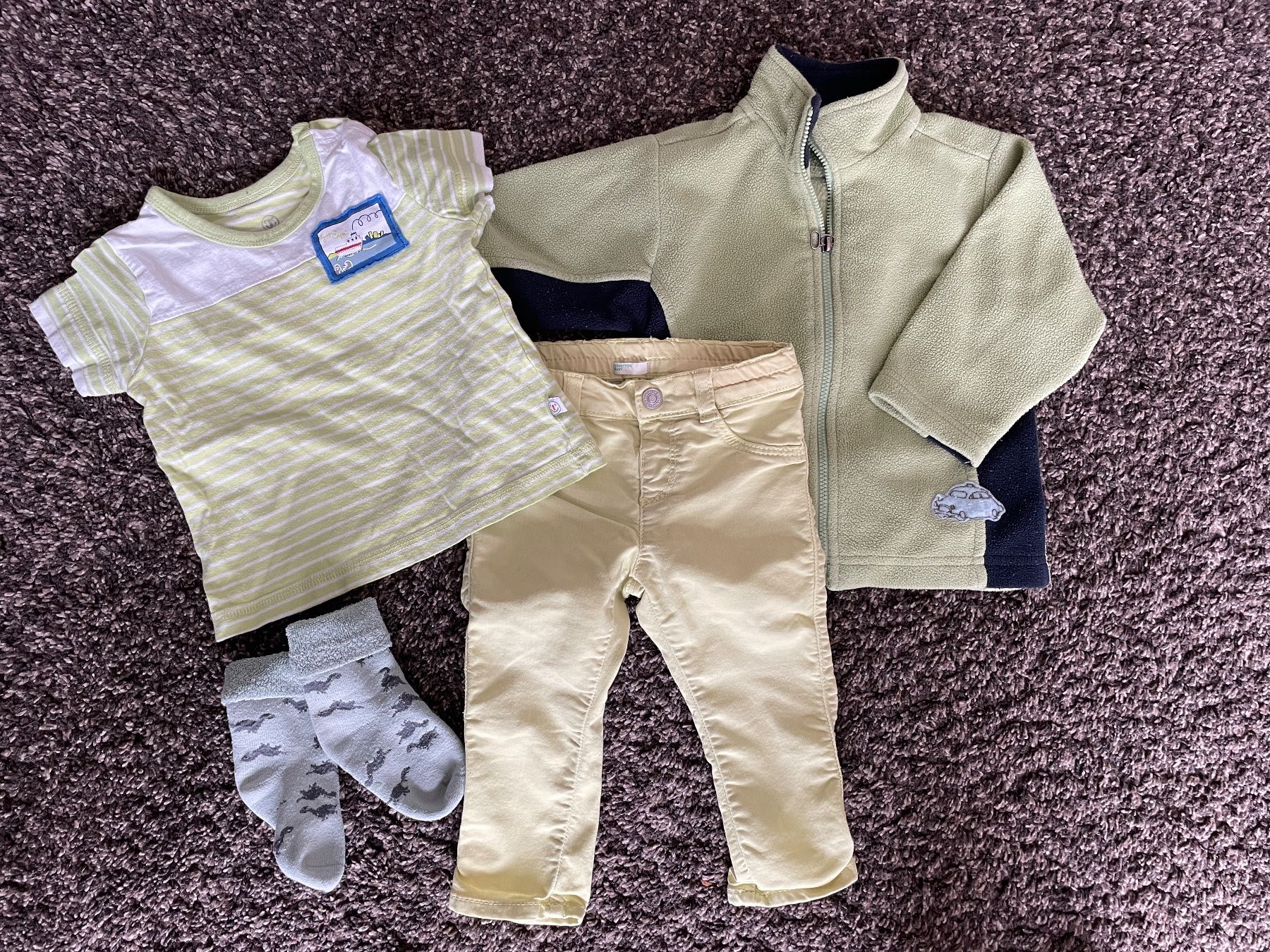 Lotti & Set di vestiti: Kleiderpaket Junge Gr. 74 – Usato da Kloten venduto da schunksz 2