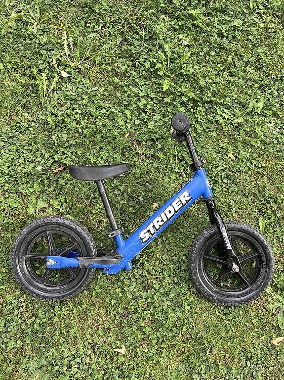 Mini Bike: Strider Draisienne 12 sport – Usato da Chardonne venduto da van_l9vg