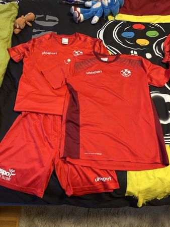 3 pezzi completo da calcio  Uhlsport, taglia S/ M - Affare!
