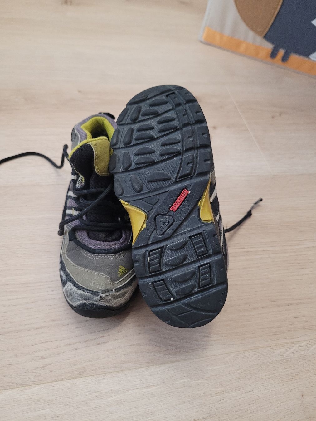 Scarpe per ragazzi: Wanderschuh Hr. 26 – Usato da Lupsingen venduto da sta_wgg5
