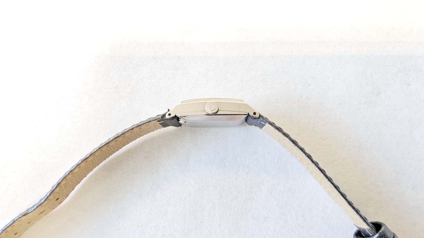 Omega Orologi: Montre Omega vintage automatic dame – Usato da Malleray venduto da Frederic24 4