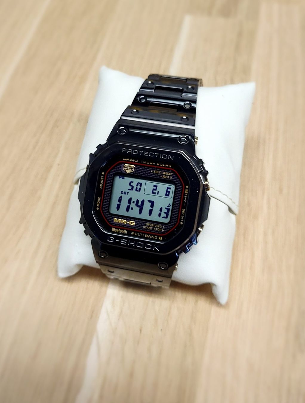 Casio Orologi: Casio MRG-B5000B-1DR – Usato da Unterschächen venduto da Sberu