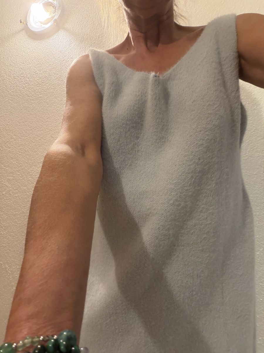 Versace Lots de vêtements: Ensemble Versace pull et robe gris état impeccable – D'occasion à Delémont par amo_jx5x 4