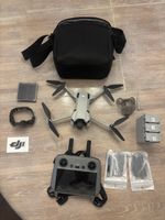 DJI Mini 4 Pro Drohne mit Fly More Combo Set gebraucht