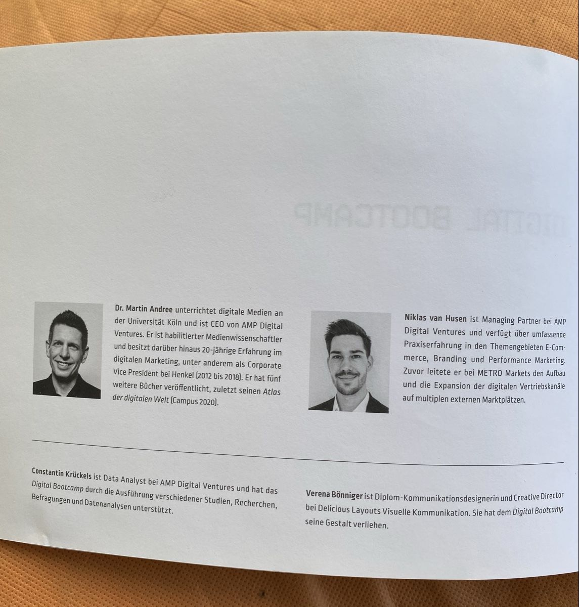 Libri: Digital Bootcamp -  Power Handbuch f. dig. Marketing – Usato da Aathal-Seegräben venduto da wagenburg01 1