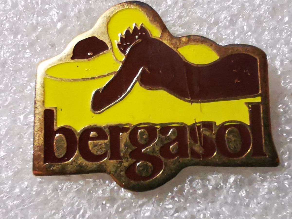 Placchette & Badge: Ansteckpin 14: Bergasol – Usato da Oppligen venduto da Pin-Fall-Shop