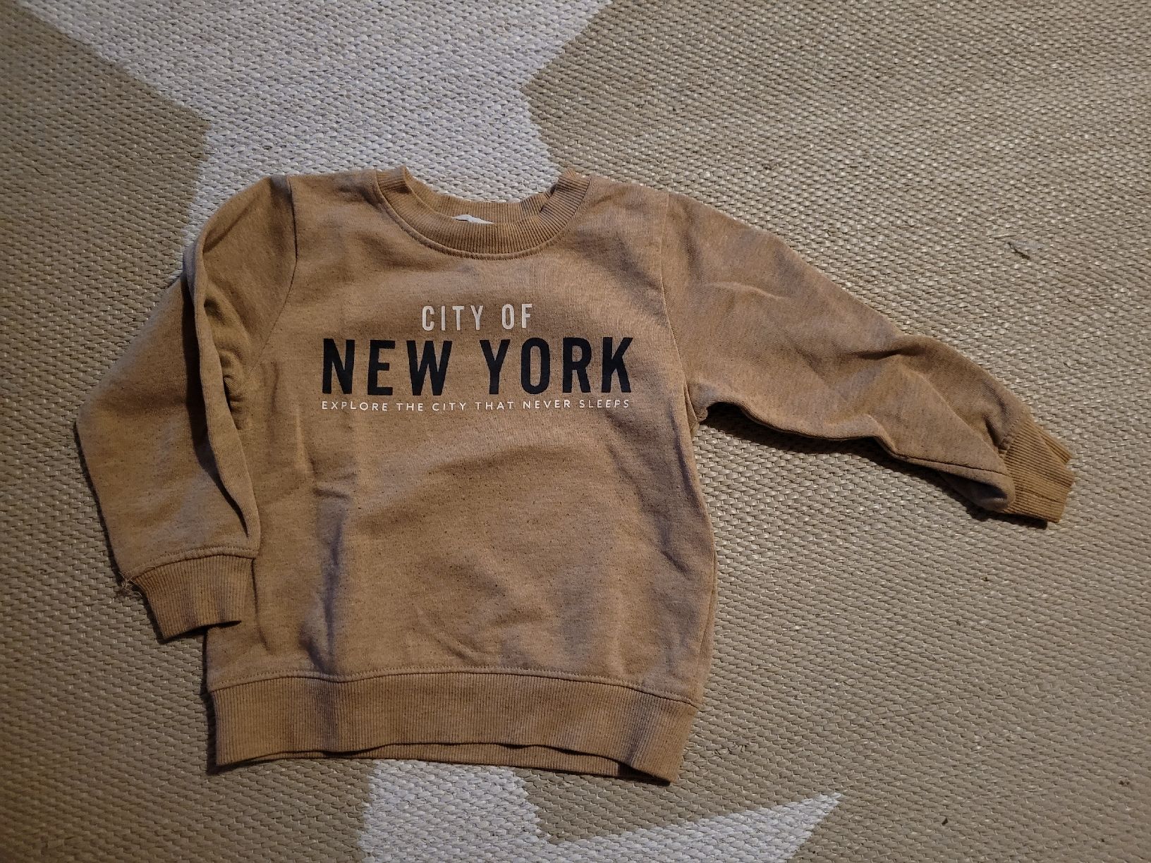 Pullover & Sweatshirts: Pullover gr. 92 – Gebraucht aus Inwil von Flower2325