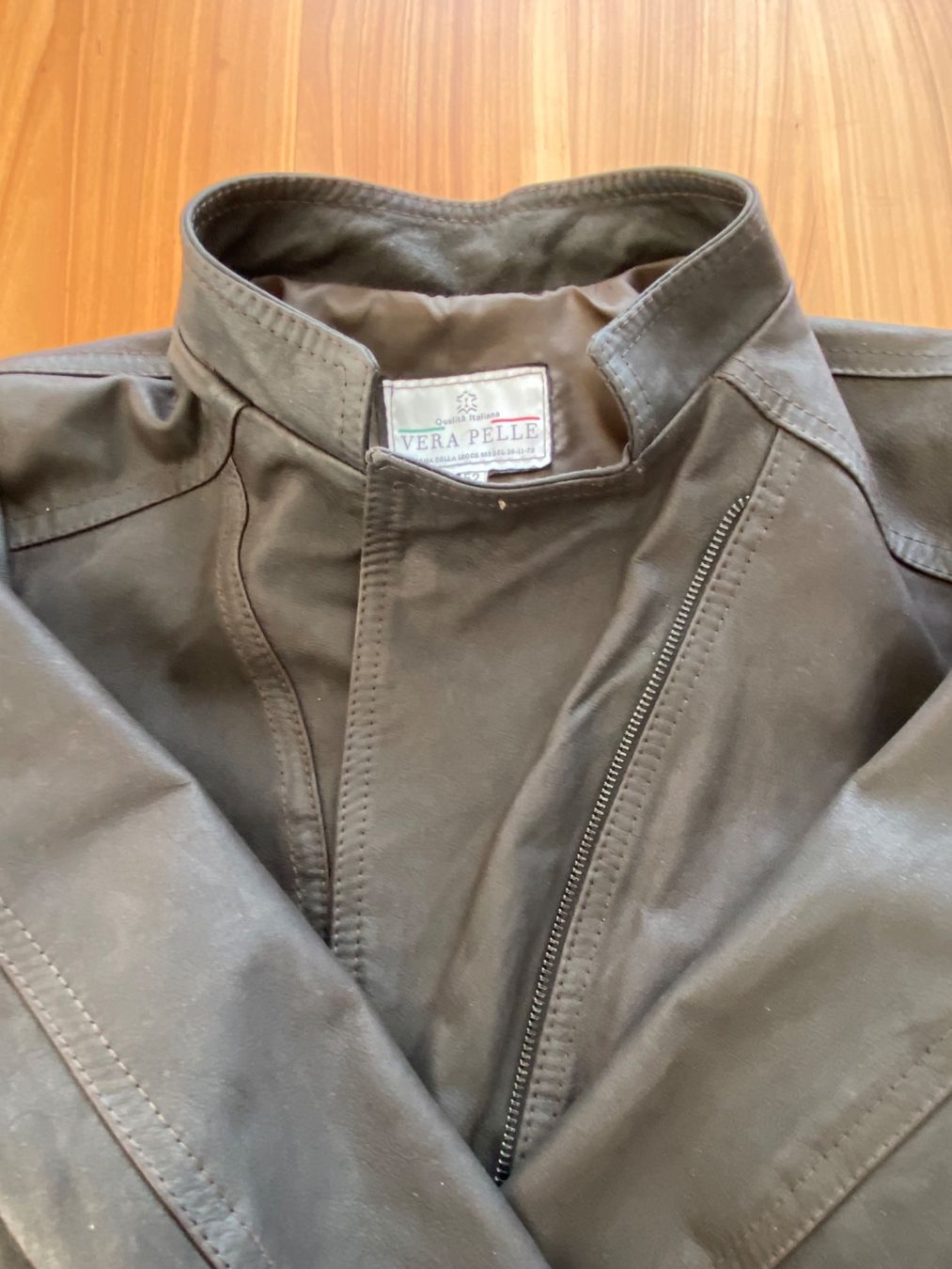 Jacken: Lederkurzjacke Braun – Gebraucht aus Wilderswil von leh_9hxp 4